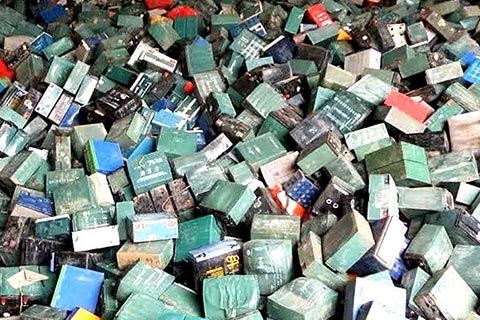 西宁高价磷酸电池回收-上门回收三元锂电池-铁锂电池回收